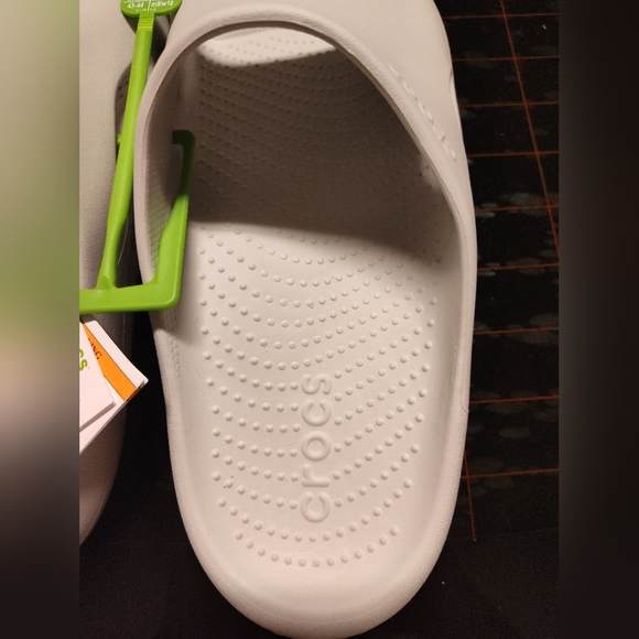 COPY - Crocs Mellow Recovery Slide main image 5